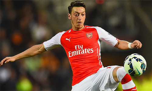 Ozil luôn bị định kiến là một cầu thủ chơi lười biếng, và thiếu máu lửa. 
