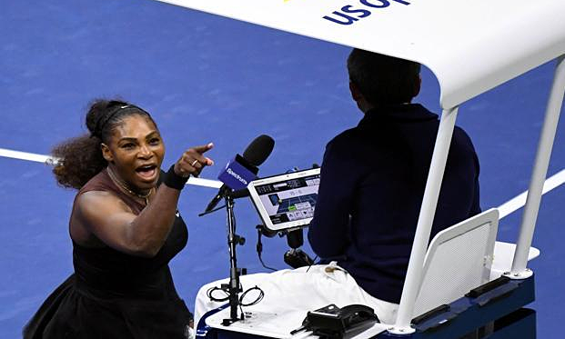 Serena chửi trọng tài là kẻ cắp ở chung kết Mỹ Mở rộng 2018. Ảnh: USA Today.
