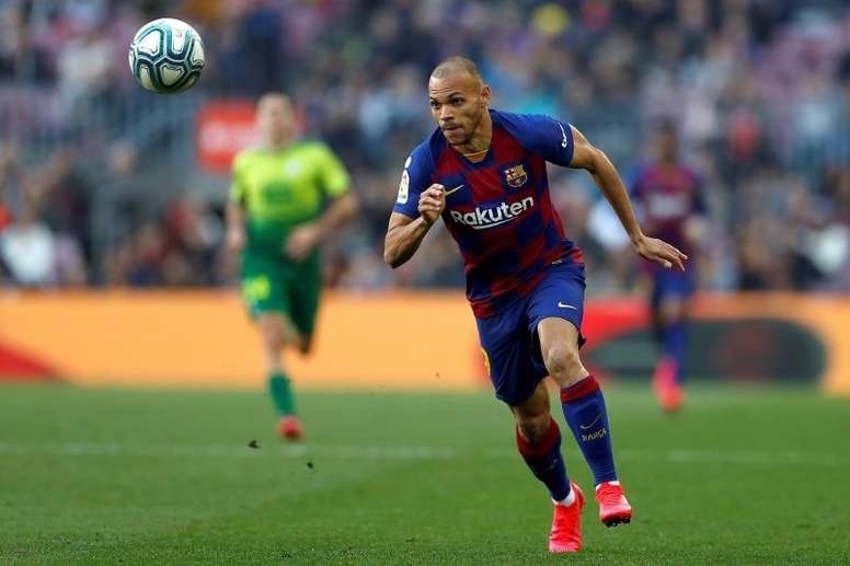 Braithwaite muốn cạnh tranh một vị trí trên hàng công với Messi, Griezmann và Suarez. Ảnh: EFE.