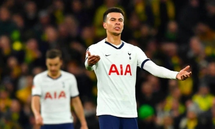 Dele Alli sẽ ngồi ngoài trận gặp Man Utd ngày 19/6. Ảnh: Reuters.