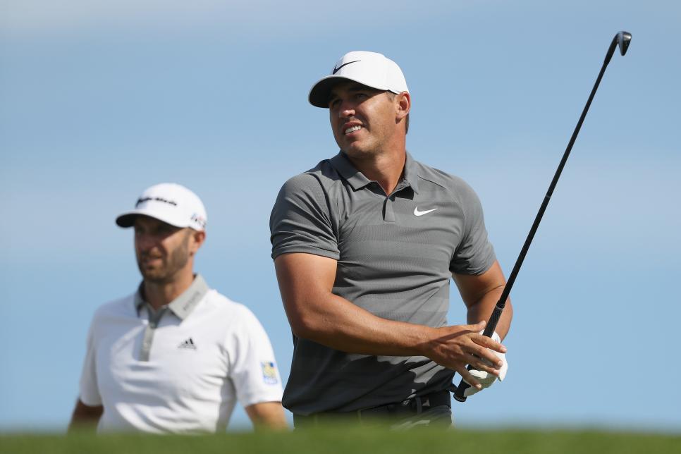 Các ngôi sao như Dustin Johnson, Brooks Koepka (phải) sẽ bị PGA Tour trục xuất vĩnh viễn nếu nhận lời với Premier Golf League. Ảnh: AFP