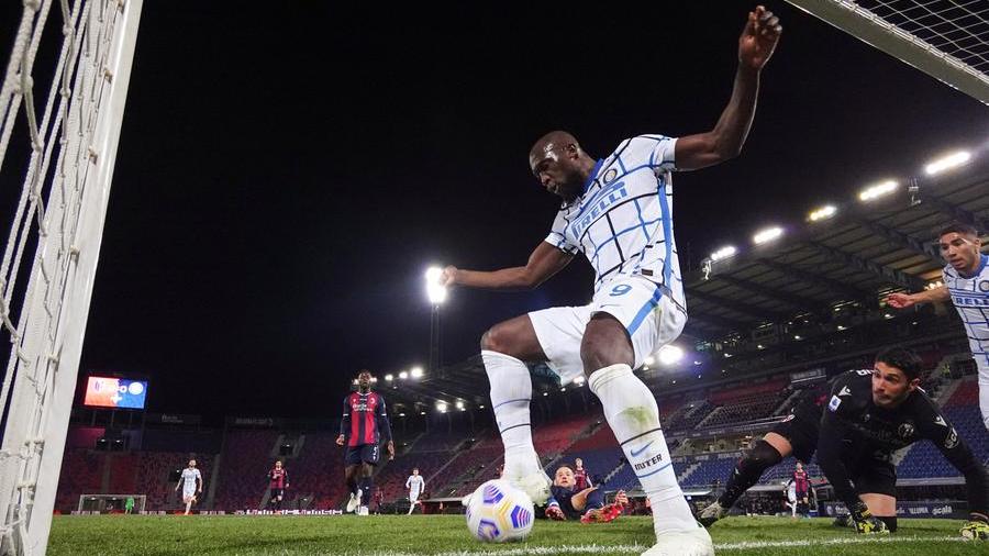 Lukaku là khác biệt quan trọng giúp Inter vô địch Serie A mùa này, sau chín năm dài chờ đợi. Ảnh: Lapresse
