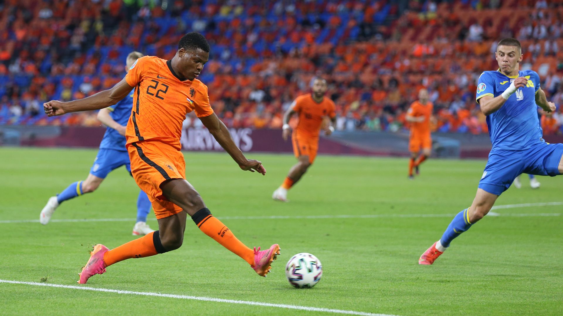 Hà Lan là đội duy nhất chắc ngôi nhất bảng sau hai lượt trận. Ảnh: KNVB