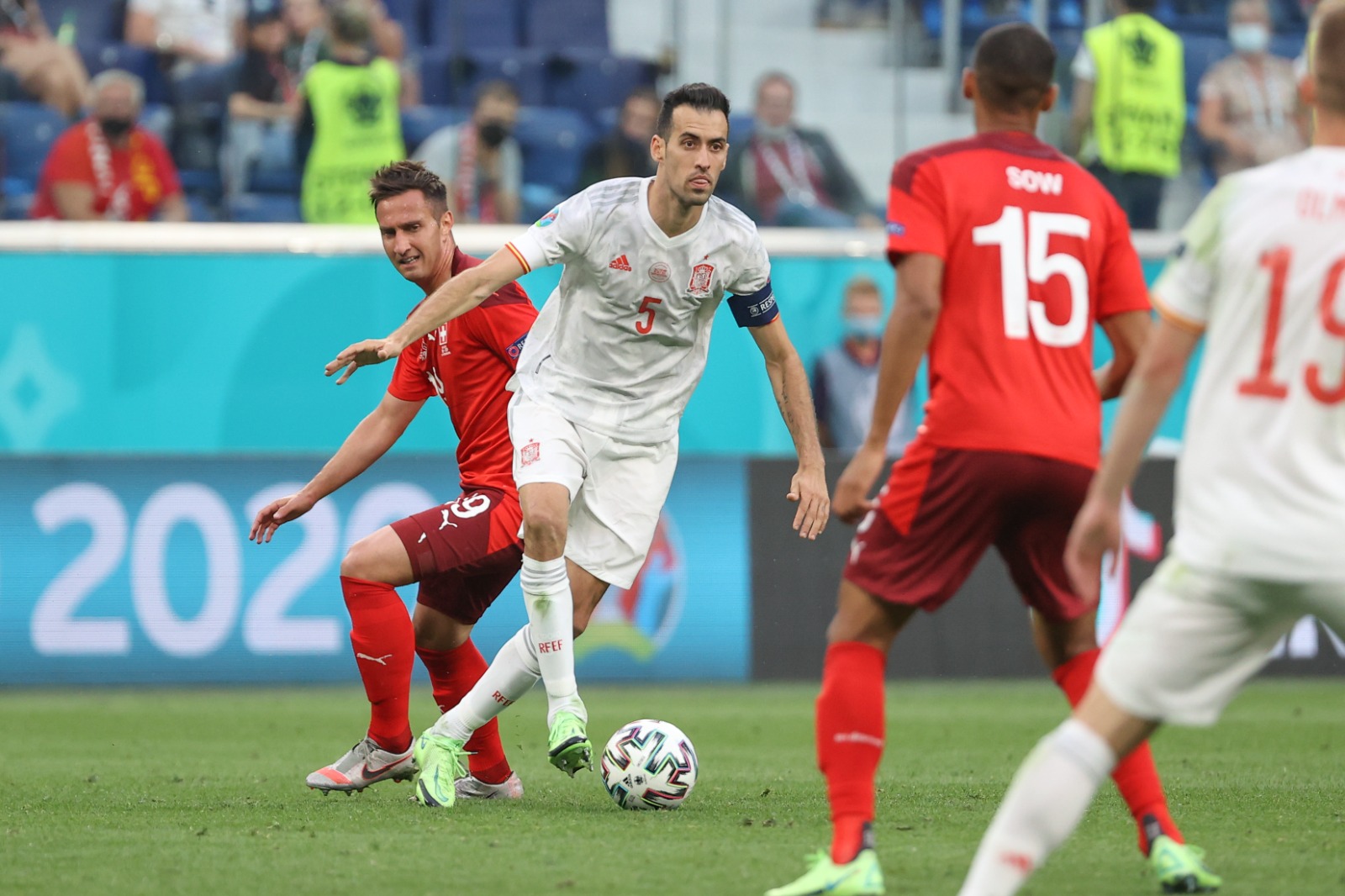 Sư trở lại của Busquets từ cuối vòng bảng giúp Tây Ban Nha tăng đáng kể khả năng giữ bóng ở giữa sân. Ảnh: RFEF