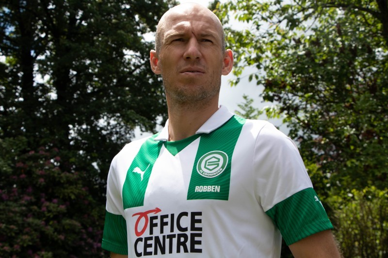 Robben phải nghỉ bảy tháng trong mùa giải 2020-2021. Ảnh: FCG.