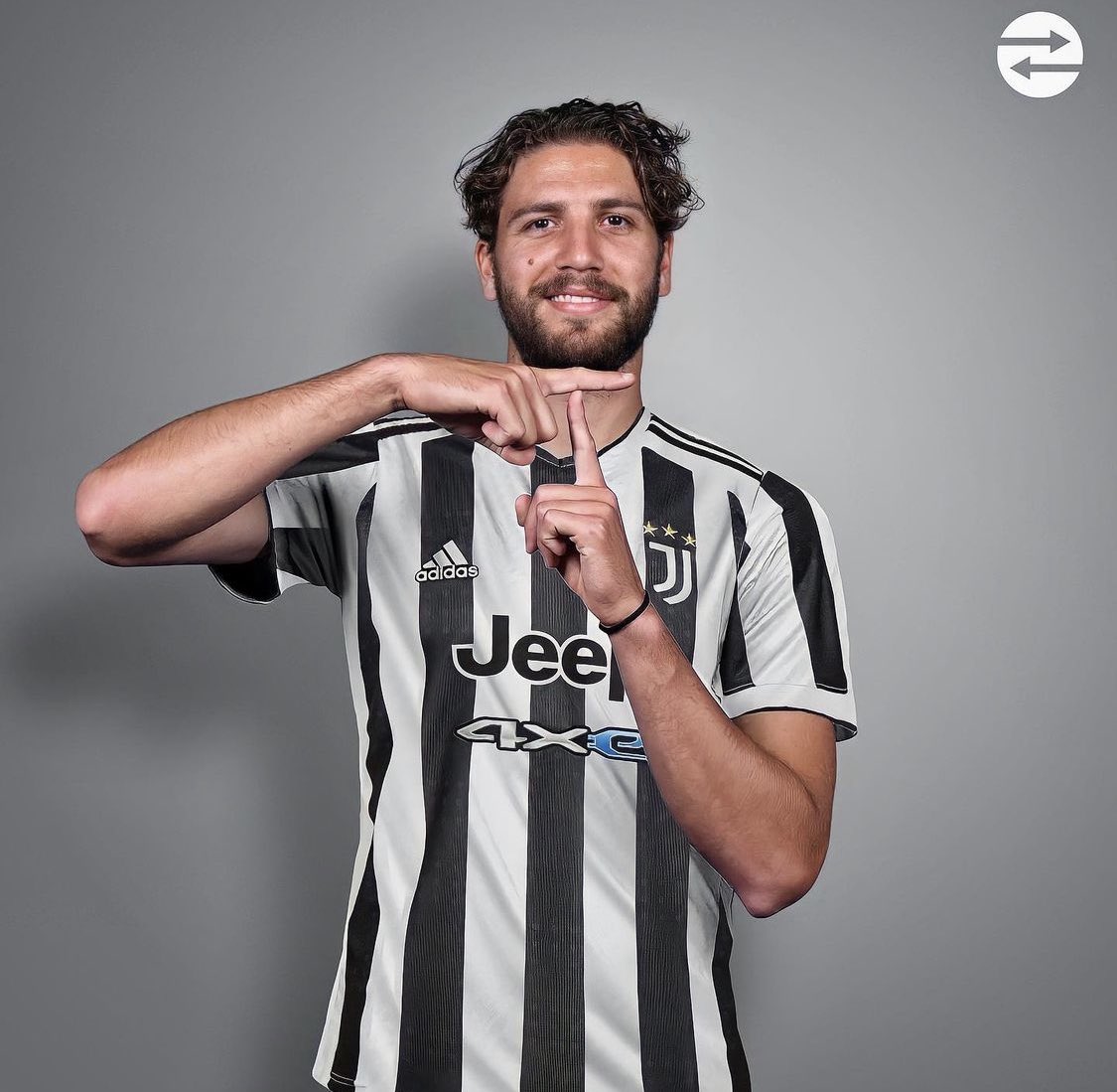 Locatelli sẽ ký hợp đồng và ra mắt ở Juventus trong hôm nay 18/8. Ảnh: Twitter / Fabrizio Romano