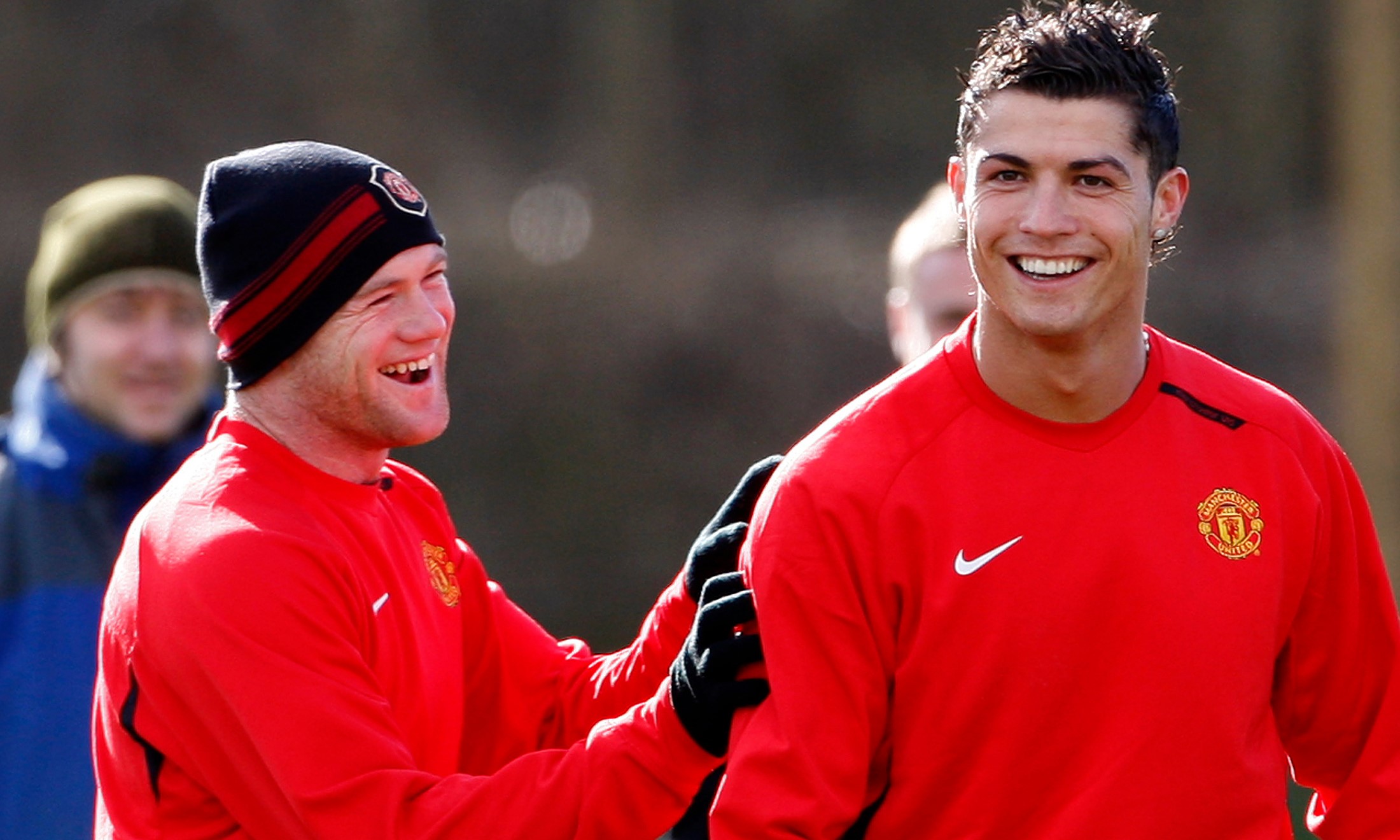 Rooney và Ronaldo từng là chiến hữu tại Man Utd. Ảnh: Reuters.