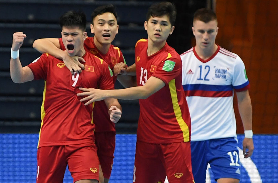 Dù dừng bước tại World Cup nhưng các cầu thủ Việt Nam đã khiến tuyển Nga nhiều phen hú vía. Ảnh: FIFA